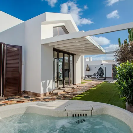 Casa Maurizio - Heated Pool, Hot Tub&hammam Playa Blanca (Lanzarote)